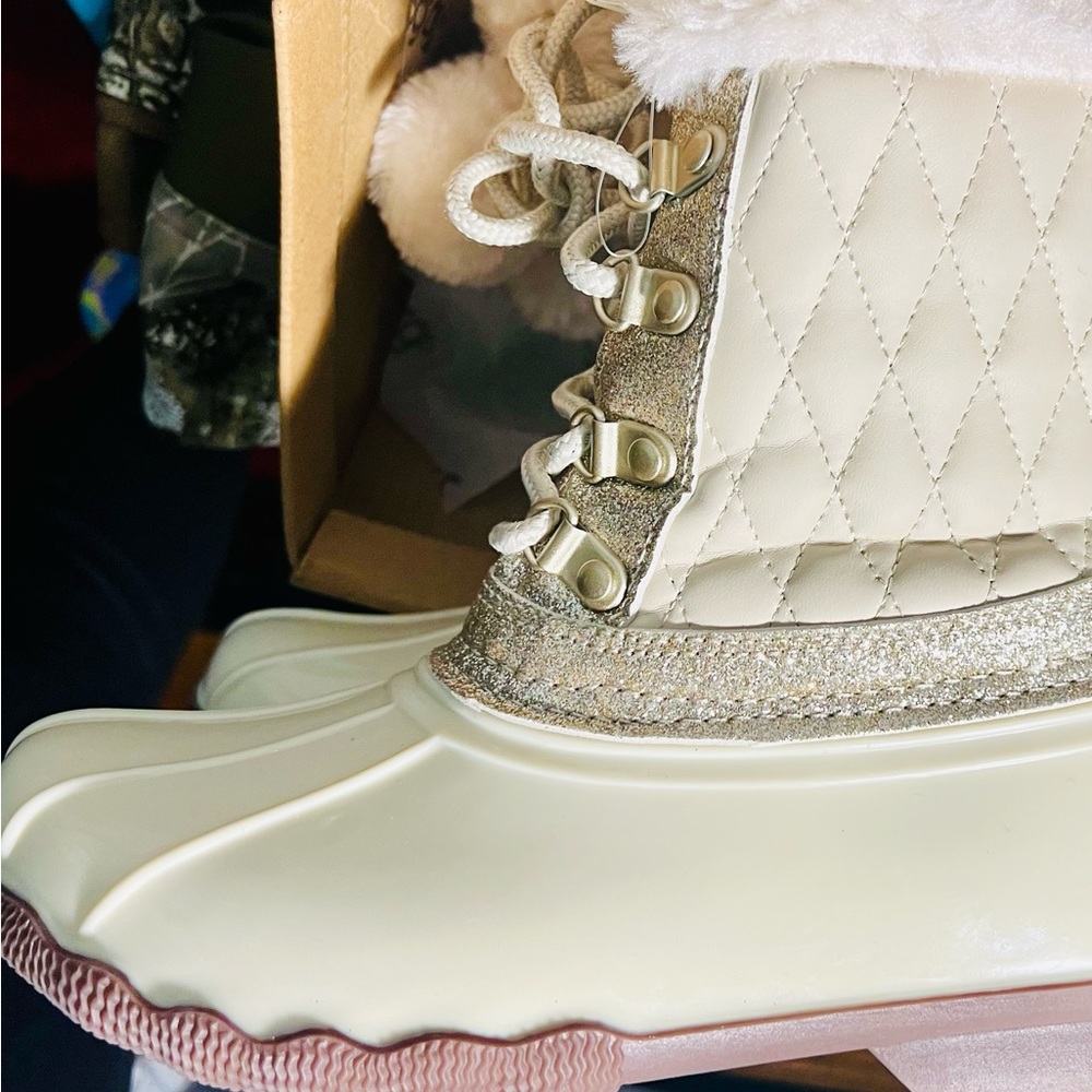 Girls MUDD duck boots - Picture 7 of 11